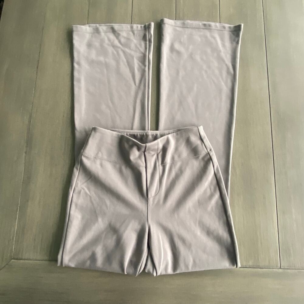 Halara Day Stretch Flare Leggings • XS • High Waist • Pockets Thick Support Fit